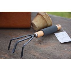 Kultivátor - Zahradní doplňky - W. Legutko Kultivátor - Zahradní doplňky - W. Legutko